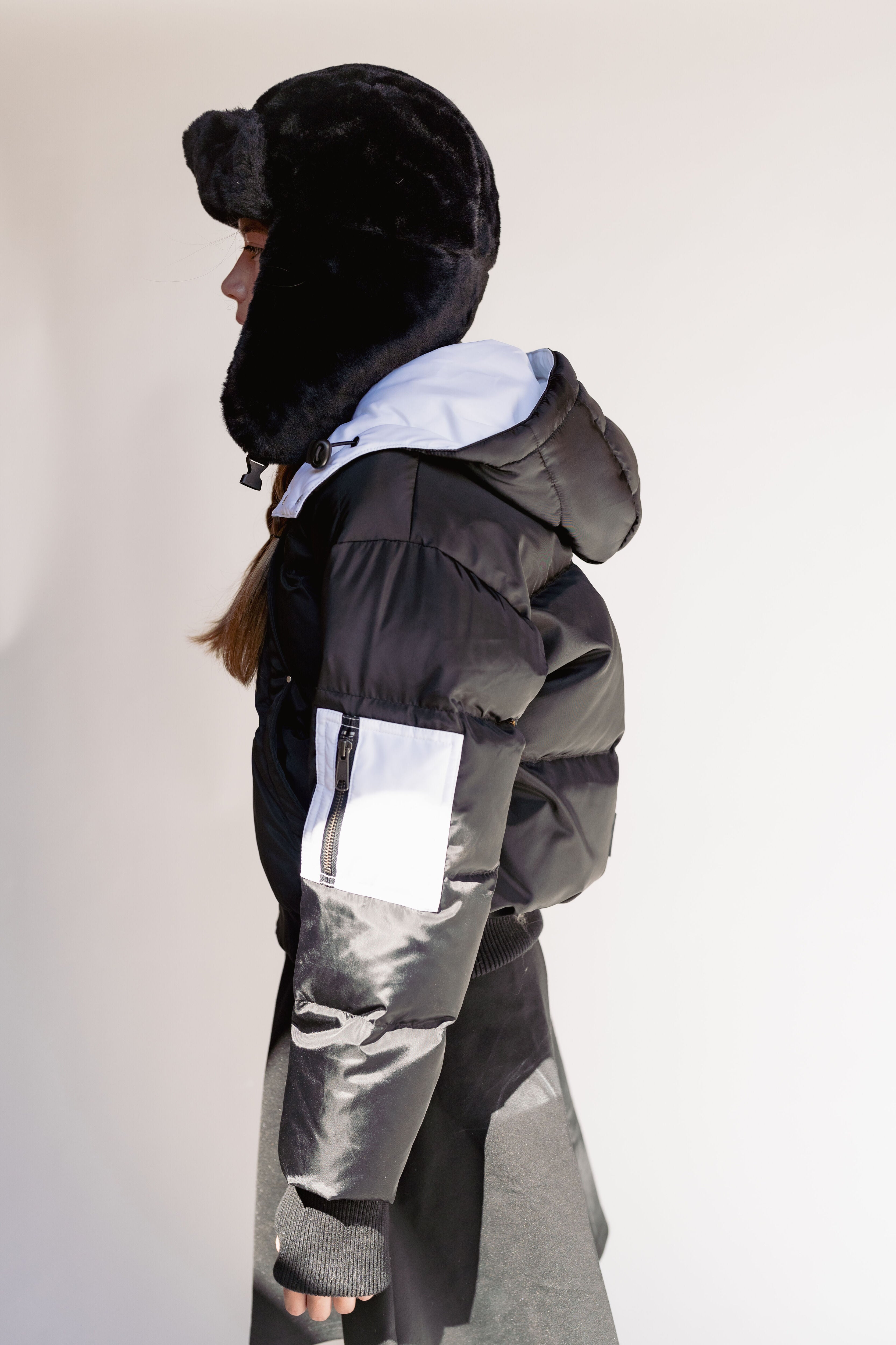 Highline Down Coat - Black with White