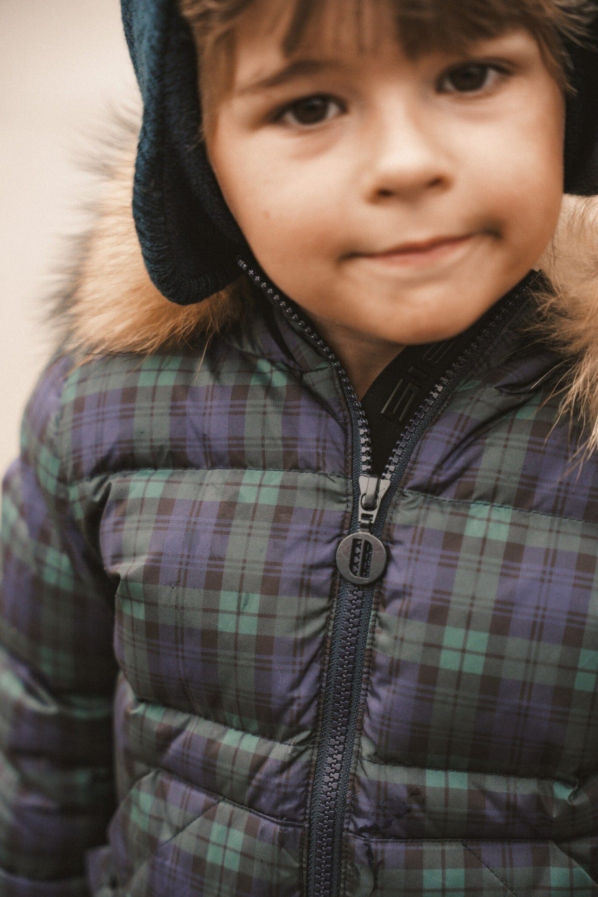 IBIS Overland boys kangaroo pocket coat in plaid - zipper and fabric detail